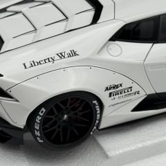 1:18 Lamborghini Huracan Liberty Walk LB 2017 79120 - Autoart