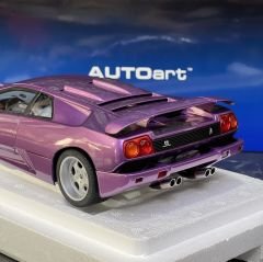 1:18 Lamborghini Diablo SE30 Jota Purple 1994 - Autoart