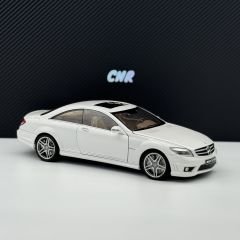 1:18 Mercedes-Benz CL63 AMG White 76167 - Autoart