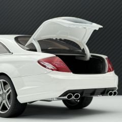 1:18 Mercedes-Benz CL63 AMG White 76167 - Autoart