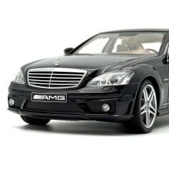 1:18 Mercedes-Benz S63 AMG W221 Black 76242 - Autoart