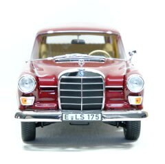 1:18 Mercedes-Benz 200 Universal W110 Kırlangıç Kasa - Norev / 1966