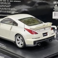 1:18 Nissan Fairlady 380RS Nismo Pearl White 2007 -Autoart