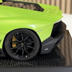1:18 Lamborghini Aventador 50th Year LP720-4 Green - MR Models