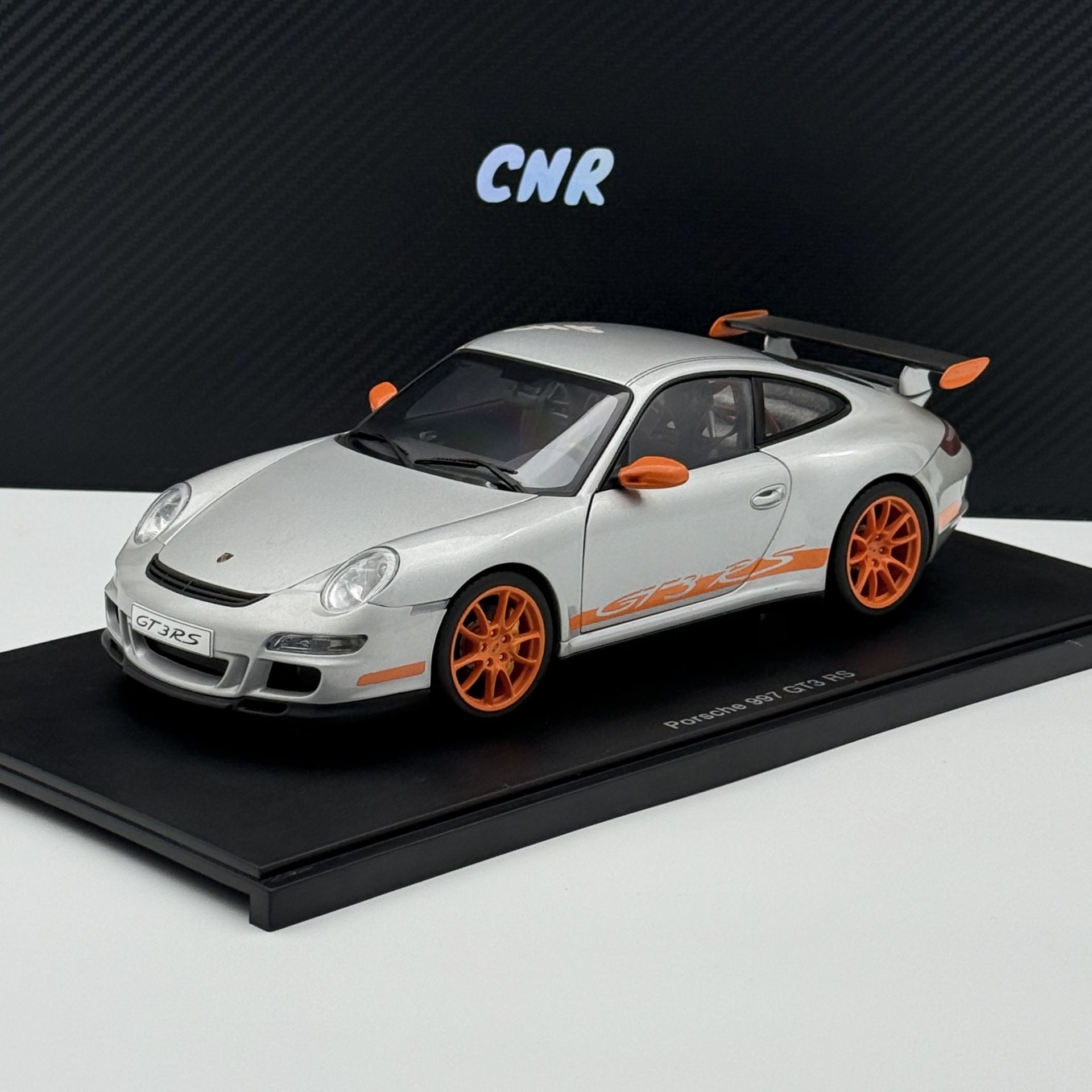 1:18 Porsche 911 997 GT3 RS Silver 77993 - Autoart
