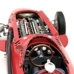 1:18 Maserati 250F Juan Manuel Fangio World Champion 1957 - CMC