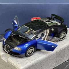 1:18 Bugatti Veyron 16.4 Production Car Black Blue - AutoArt