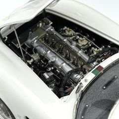 1:18 Aston Martin DB4 GT Zagato 1961 Le Mans - CMC