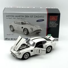 1:18 Aston Martin DB4 GT Zagato 1961 Le Mans - CMC