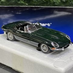 1:18 Jaguar E Type 3.8 Spider 1961 Green - Autoart