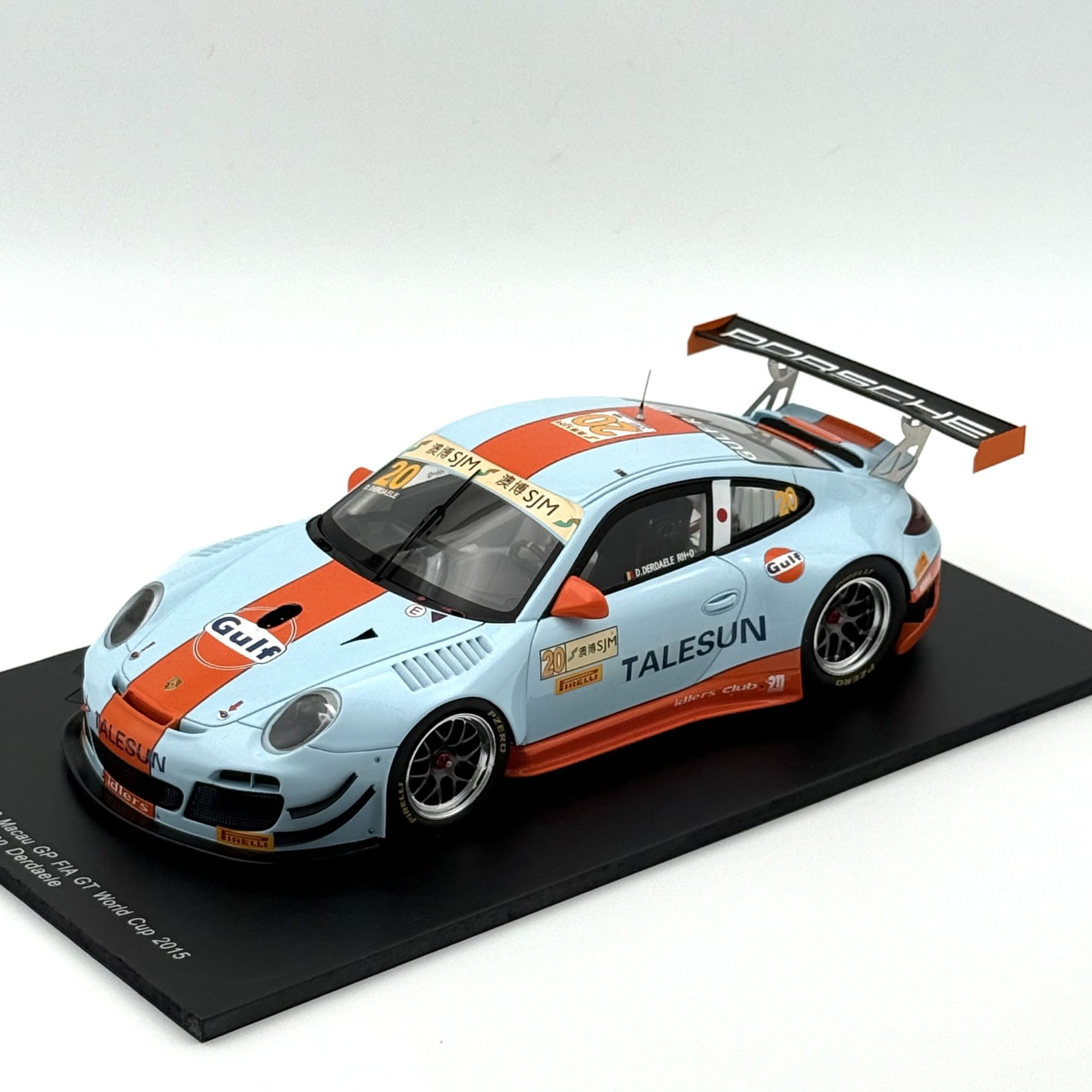 1:18 Porsche 911 GT3 R 997 Macau GP FIA GT 2015 GULF - Spark