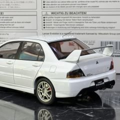 1:18 Mitsubishi Lancer Evo 9 GSR White 2005 - Super A