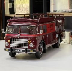 1:18 FIAT Bartoletti 642RN2 Ferrari Car Transporter - CMC // CNR