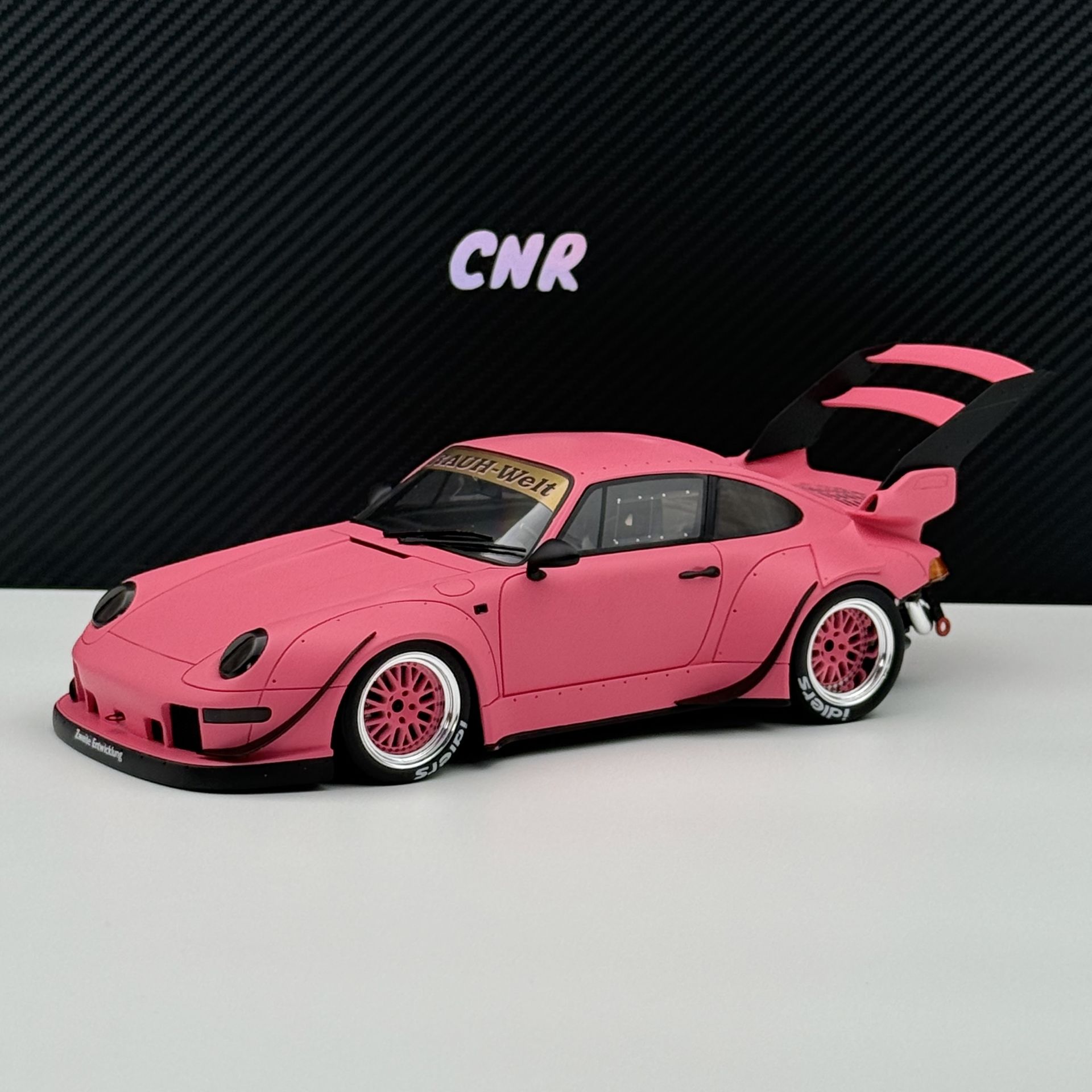 1:18 Porsche 911 993 RWB Rotana Pink KJ020 - GT Spirit