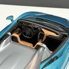 1:18 McLaren 720S Spider V8 2018 Belize Blue - GT Spirit