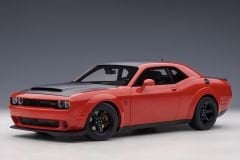 1:18 Dodge Challenger SRT Demon TorRed 71749 - Autoart