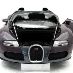1:18 Bugatti Veyron Grand Sport 2009 Grey/Purple Met - Minichamps