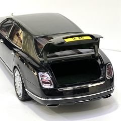 1:18 Bentley Mulsanne Speed 2017 Green - Almost Real