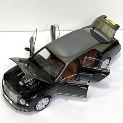 1:18 Bentley Mulsanne Speed 2017 Green - Almost Real