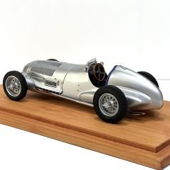 1:18 Ölçek 1937 Mercedes-Benz W125 Race Car - CMC
