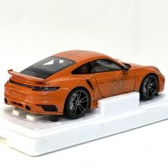 1:18 Porsche 911 992 Turbo S Coupe #20 Sport Design Orange - Minichamps