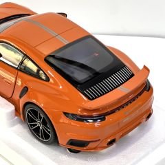 1:18 Porsche 911 992 Turbo S Coupe #20 Sport Design Orange - Minichamps