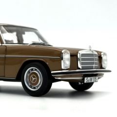1:18 Mercedes-Benz 200 W115 Bycance Gold 1968 - Norev