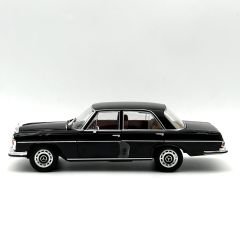 1:18 Mercedes-Benz 280 SE 1968 Black W108 - Norev