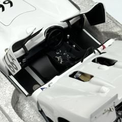 1:18 Porsche 908/02 No:66 Holtville Steve McQueen 87073 -Autoart