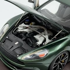 1:18 Aston Martin Vanquish Coupe Full Open - Fronti Art