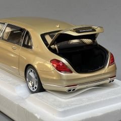 1:18 Mercedes-Maybach W222 S600 Pullman 2016 Gold - Autoart