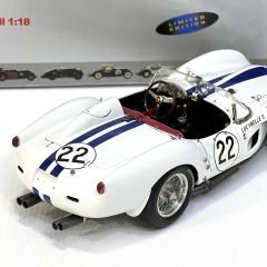 1:18 Ferrari 250 Testa Rossa Lucybelle II 1958 Le Mans - CMC