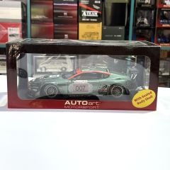 1:18 Aston Martin DBR9 Le Mans 2005 #59 Brabham 80507 - Autoart