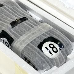 1:18 Jaguar C Type 1953 Le Mans Winner British Racing Green - CMC