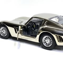 1:18 Ferrari 250 GTO Coupe 1962 Krom Boya Nadir - Burago