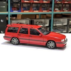 1:18 Volvo 850R Estate 1996 Red 79507 - Autoart
