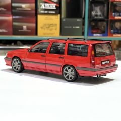 1:18 Volvo 850R Estate 1996 Red 79507 - Autoart