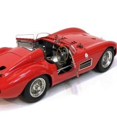 1:18 Maserati 300S Rennsportwagen 1956 Red - CMC
