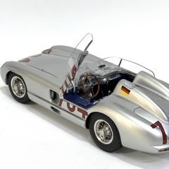 1:18 Mercedes-Benz 300 SLR 1955 Mille Miglia W196S Herrmann - CMC