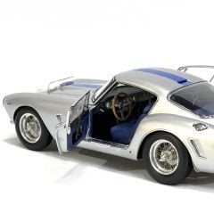 1:18 Ferrari 250 GT Berlinetta Passo Corto SWB 1961 Le Mans -CMC