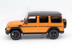 1:18 Mercedes-Benz G63 AMG W463 Crazy Color Edition Sunset Beam  - GT Spirit