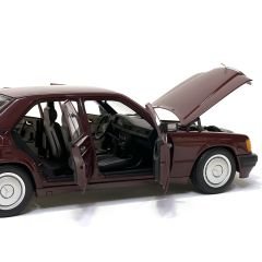 1:18 Mercedes-Benz 190E 2.0 1990 Barolo Red W201 - Autoart