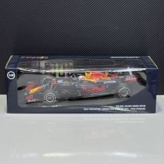 1:18 Red Bull Honda RB16B Max Verstappen W.Champion - Minichamps