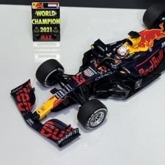 1:18 Red Bull Honda RB16B Max Verstappen W.Champion - Minichamps