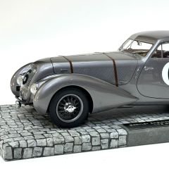 1:18 Bentley Embiricos 4.3L Corniche Le Mans 1949 -Minichamps First Class