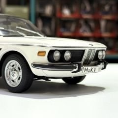1:18 BMW 3.0 CSI E9 White 1972 - Autoart Millennium