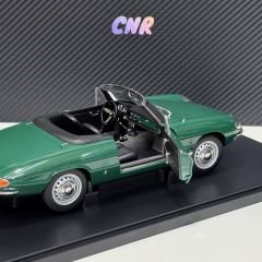 1:18 Alfa Romeo 1600 Duetto Spider Green 1966 - Autoart