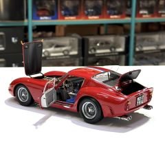 1:18 Ferrari 250 GTO Red 1962 le Mans #19 - Kyosho
