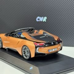1:18 BMW i8 Hybrid Spider 2018 Copper Met - Minichamps