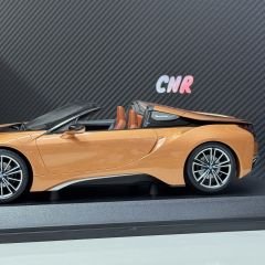 1:18 BMW i8 Hybrid Spider 2018 Copper Met - Minichamps
